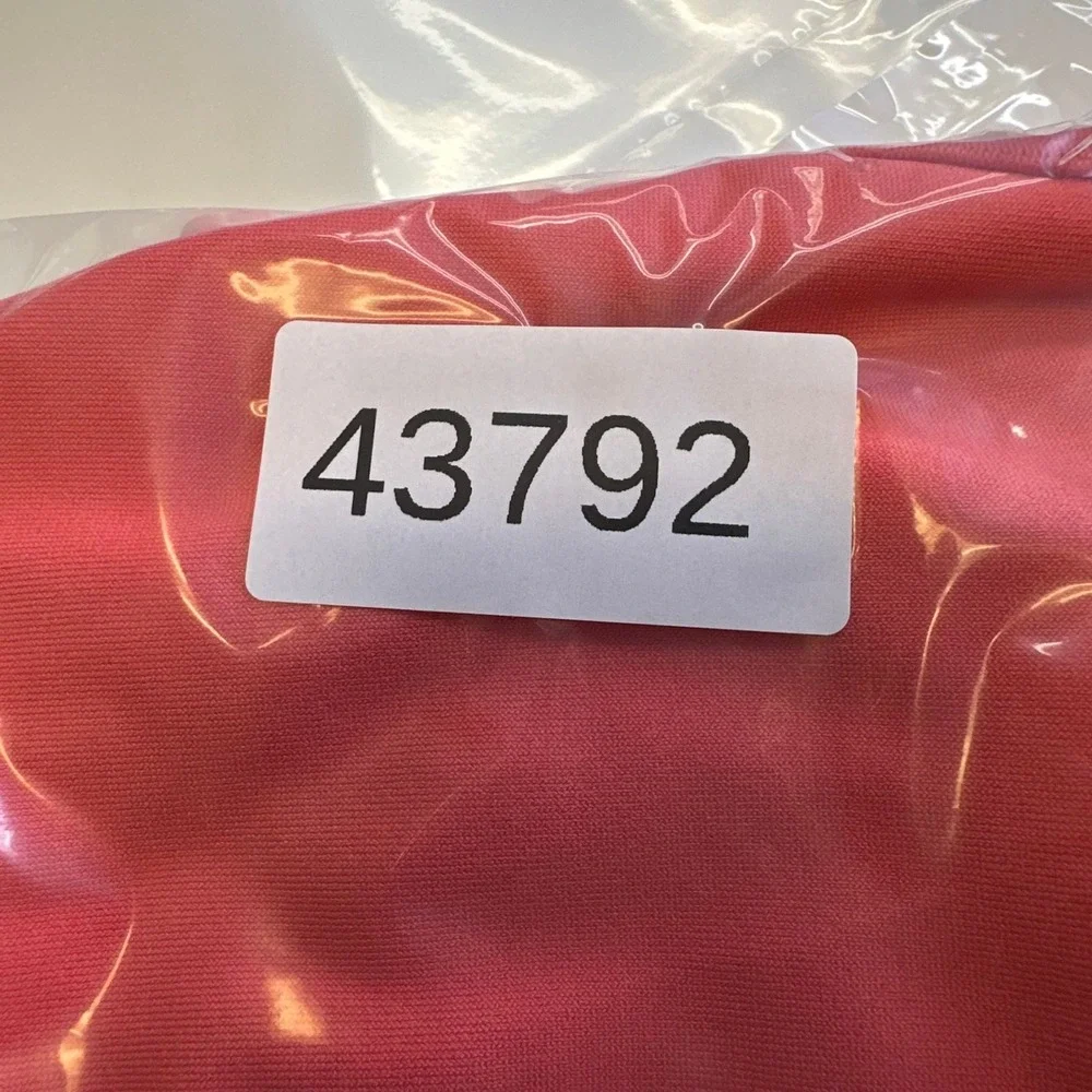 Under Armour Sports Bra Womens Size Medium Coral Pink Compression Crossback Logo